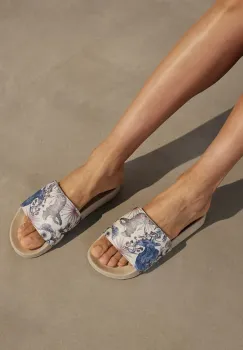 Medicine papuci femei, culoarea bej imagine