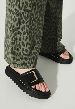 Medicine papuci femei, culoarea negru, cu platforma imagine