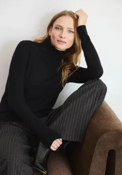 Medicine pulover culoarea negru, light, cu guler imagine