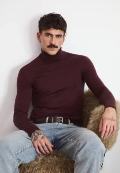 Medicine pulover din lana merino culoarea maro, light, cu guler imagine