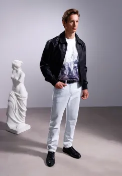 Medicine tricou culoarea alb, cu model imagine