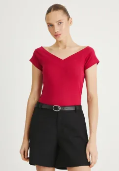 Medicine tricou culoarea rosu imagine