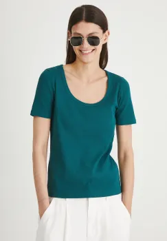 Medicine tricou culoarea turcoaz imagine