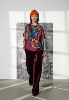 Medicine tricou culoarea violet imagine