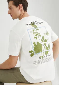 Medicine tricou din bumbac barbati, culoarea bej, cu imprimeu imagine