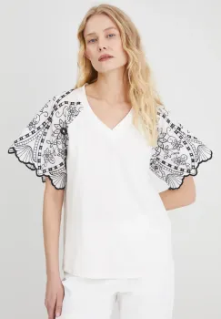 Medicine tricou femei, culoarea bej imagine