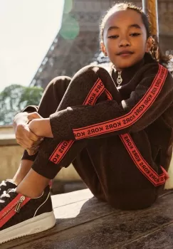 Michael Kors bluza copii culoarea maro, modelator imagine