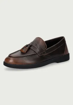 Michael Kors  mocasini pentru barbati din piele Wesley Tassel Slip On imagine