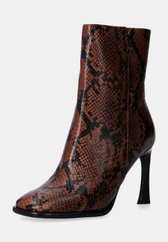 MICHAEL Michael Kors cizme de piele Kelsea femei, culoarea maro, cu toc cui, 40F4KLHE5E.230 imagine