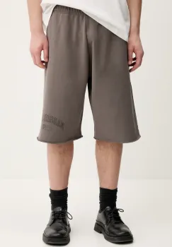 MM6 Maison Margiela pantaloni scurti din bumbac barbati, culoarea maro, SH0MU0016.M25012 imagine