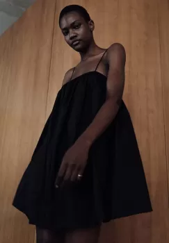 MUUV. rochie culoarea negru, mini, evazati imagine