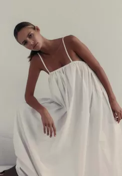 MUUV. rochie NEALE culoarea negru, midi, evazati imagine