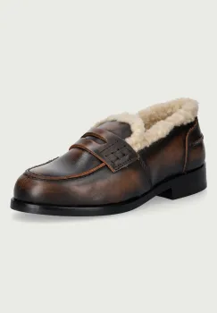 Posa  loafers slip-on pentru femei din piele Penny Fur Loafer imagine