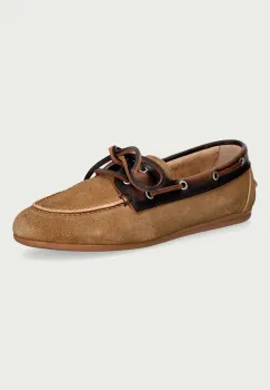 Posa mocasini pentru femei din piele intoarsa Boat Loafer imagine