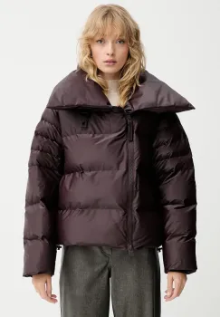 Rains geaca 17230 Alta Vision Short Puffer Jacket culoarea maro, de iarna, 17230 imagine