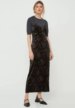 Resume rochie de catifea culoarea verde, maxi, drept imagine