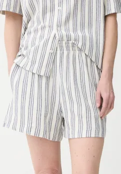 Samsoe Samsoe pantaloni scurti SAKAJA culoarea alb, cu imprimeu, high waist, F25200035 imagine