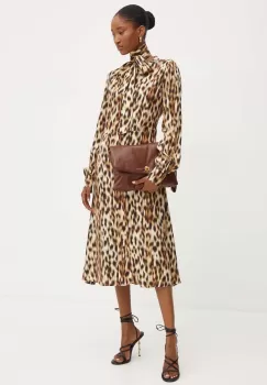 Silvian Heach rochie LUTIGE culoarea maro, midi, evazati, GPA24281VE imagine