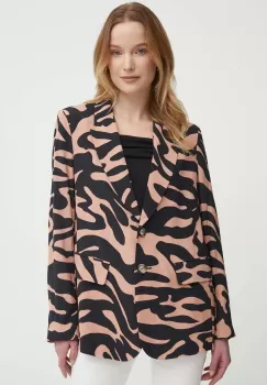 Sisley sacou un singur rand de nasturi, modelator imagine