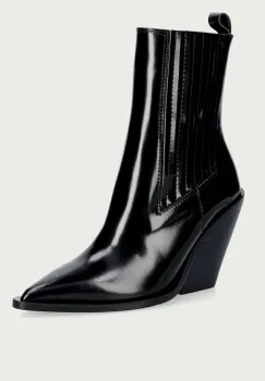 Souliers Martinez ghete scurte pentru femei din piele VEGAS imagine