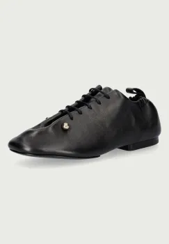 Souliers Martinez  pantofi pentru femei din piele ALBA imagine
