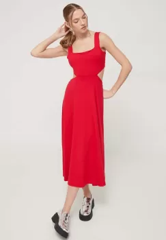 Superdry rochie culoarea rosu, midi, evazati imagine