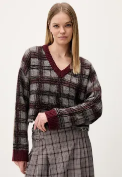 The Ragged Priest pulover imagine