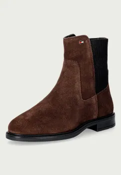 Tommy Hilfiger ghete scurte pentru femei din piele intoarsa ENAMEL FLAG SUEDE ANKLE CHELSEA imagine