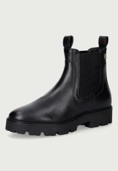 Tommy Hilfiger  ghete scurte pentru femei din piele TH MONOGRAM LEATHER CHELSEA BOOT imagine