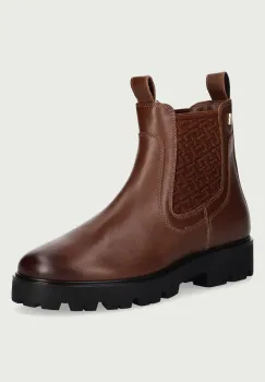 Tommy Hilfiger  ghete scurte pentru femei din piele TH MONOGRAM LEATHER CHELSEA BOOT imagine