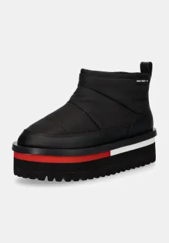 Tommy Jeans cizme de iarna TJW NYLON FLATFORM BOOT WL culoarea negru, EN0EN02689 imagine