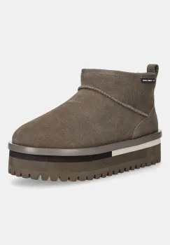 Tommy Jeans cizme de zapada din piele intoarsa TJW FLATFORM SNOW BOOT SUEDE culoarea verde, EN0EN02841 imagine
