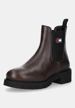 Tommy Jeans cizme TJW CHELSEA LEATHER BOOT culoarea maro, cu toc plat, EN0EN02825 imagine