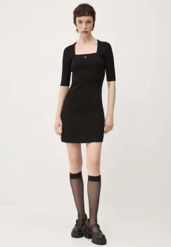 Tommy Jeans rochie culoarea negru, mini, mulata, DW0DW18732 imagine