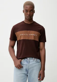 Tommy Jeans tricou din bumbac culoarea maro, cu imprimeu, DM0DM21933 imagine