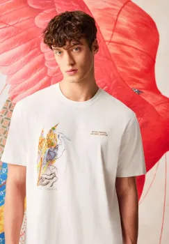tricou culoarea bej, cu imprimeu imagine