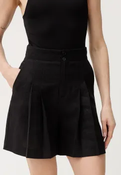 Twinset pantaloni scurti cu in imagine