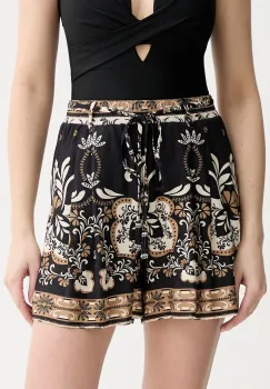 Twinset pantaloni scurti pentru femei, cu in imagine