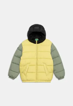 United Colors of Benetton geaca copii culoarea verde, 2WU0CN06N imagine