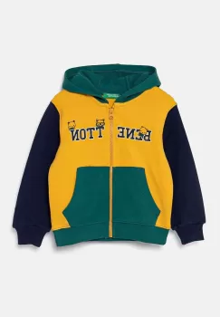 United Colors of Benetton hanorac de bumbac pentru copii culoarea galben, cu gluga, modelator, 3J68G5034 imagine