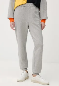 United Colors of Benetton pantaloni de trening din bumbac x Stranger Things culoarea gri, uni, 33NVDF01G imagine