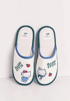 Papuci de casa imagine