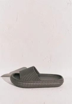 women'secret papuci MM imagine