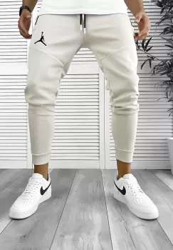 Pantaloni de trening bej conici 12361 imagine