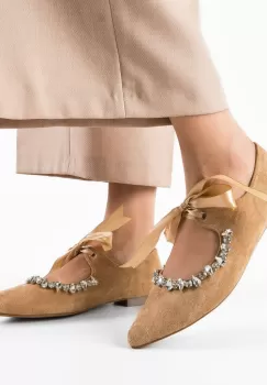 Balerini dama Mesta Camel imagine
