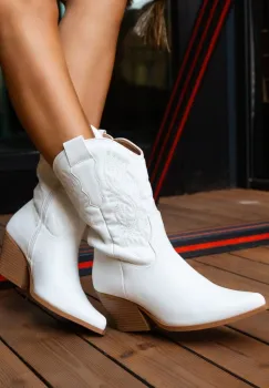 Botine dama Aspasia Albe imagine