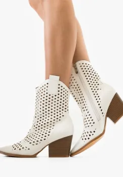 Botine dama Cameron Albe imagine