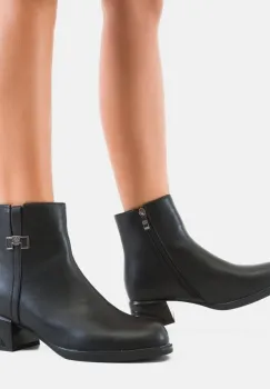 Botine dama Matheus Negre imagine