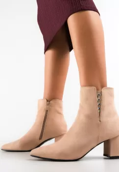 Botine dama Rezaq Bej imagine