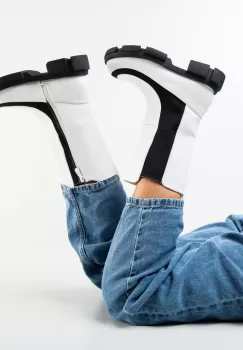 Ghete Ailish Albe imagine